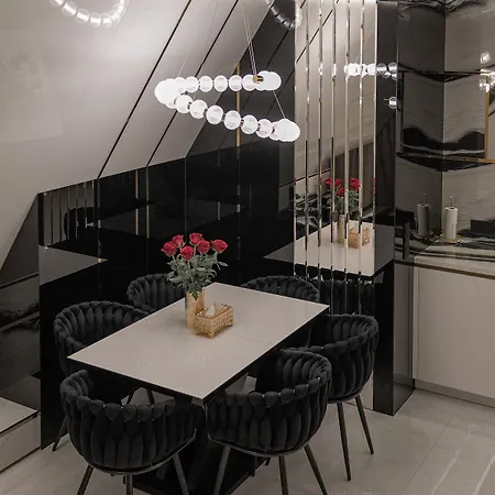 شقة Nana Black&white Lux غدانسك