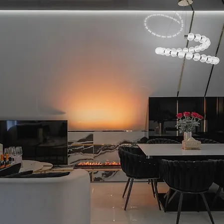 Nana Black&white Lux Διαμέρισμα Γκντανσκ